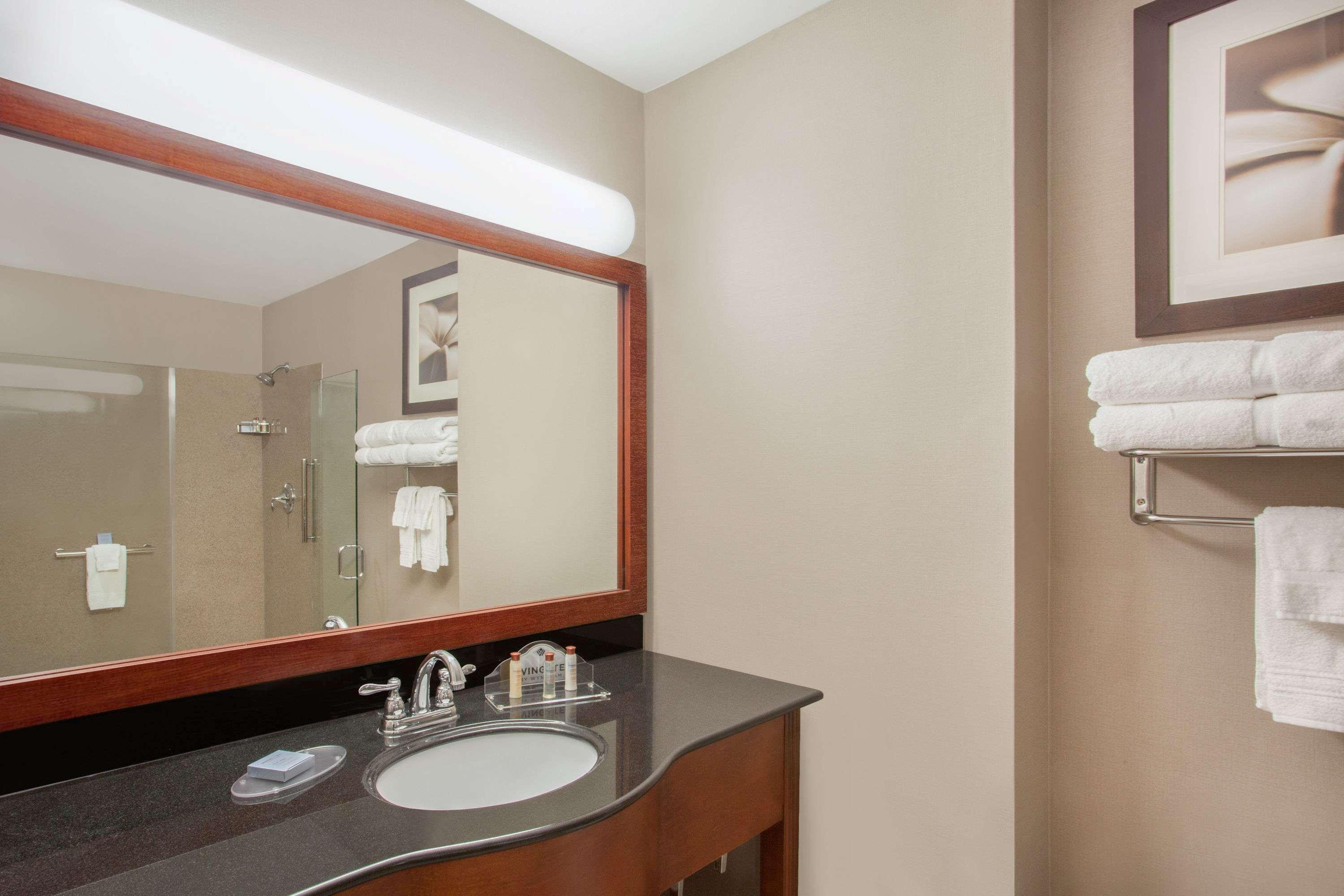 Wingate By Wyndham Columbia Hotell Exteriör bild